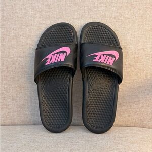 Nike Women’s Black/Pink Slides Sandals | Size 8 | Comfortable & Stylish